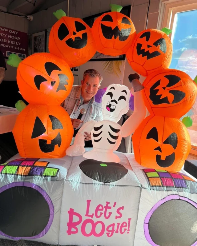 Get ready for a spooky week…. THIS WEDNESDAY, join me for a Halloween Happy Hour at the Oar House Pub in Sea Isle City, NJ!👻 We’re kicking off the party at 4pm🎶

🏆PRIZES FOR BEST🏆
- Group costume
- Best couple costume
- Best individual costume
- Best overall costume

🎙️Tune in LIVE on Kool 98.3 or wear your costume & dance along at home on Mixcloud!

🎃Bring a new toy or pair of pajamas to benefit the children at our local pediatric hospitals!