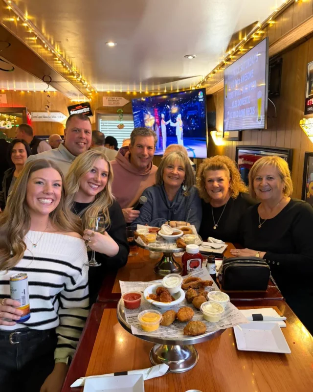 Let’s Go….It’s Friday and the party starts NOW at Schileens Pub 5-8pm.  Voted BEST Pub in South Jersey.  See ya on the dance floor!!