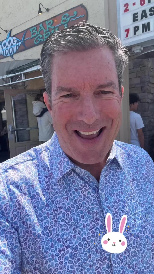 Bunny Hoppy Hour.  2-6pm at Dogtooth plus win a pair of Phillies Tickets in support of Shore Medical Center.  Come grab some food, a drink and let the kids join in the Egg Hunt at 5pm.  Hop on over! 

Dogtooth Bar & Grill Shore Medical Center 
Wildwoods, New Jersey