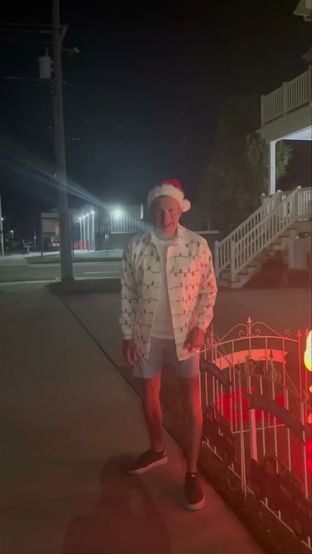 Stop by the Christmas House at 5th & New Jersey in North Wildwood while you are celebrating Christmas in July.  Jim and his family do an AWESOME job every holiday…wait till you see what up next.