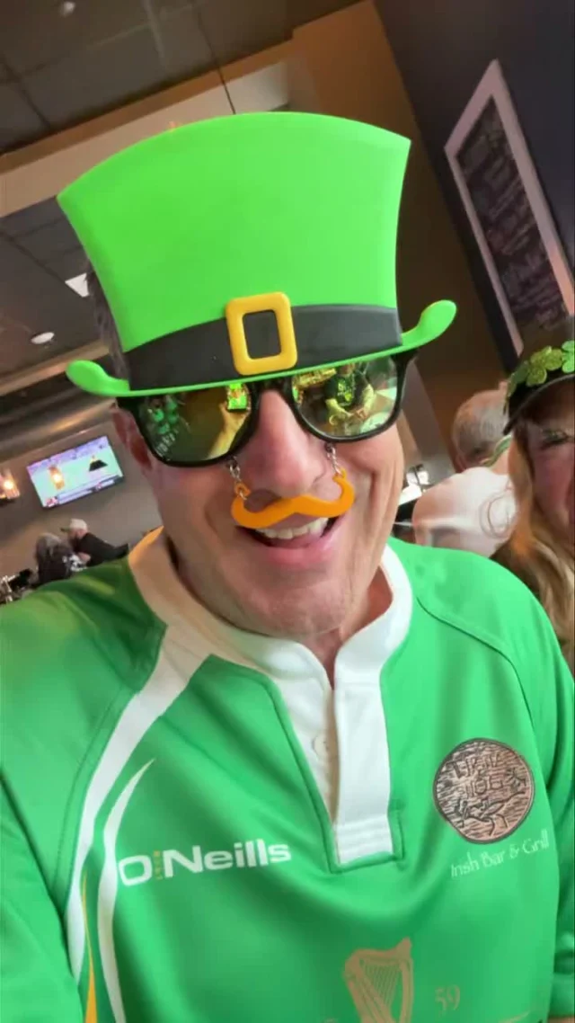 Hump Day Irish Happy Hour starts at 5pm
NO COVER.  FREE PARKING. KITCHEN IS OPEN. 
Follow the Leprechauns to the Fairview in Wildwood. 

Listen on Kool 98.3 or on MixCloud 
➡️ http://www.mixcloud.com/live/bobkellylive